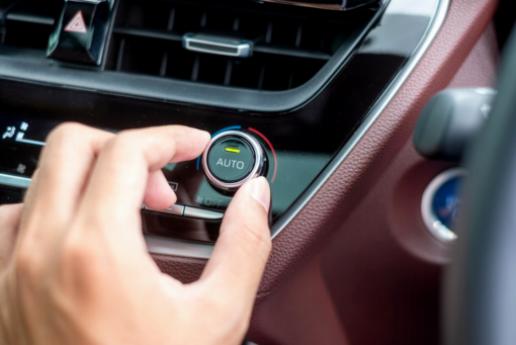 Cómo diagnosticar y solucionar problemas con el termostato del aire acondicionado de tu coche