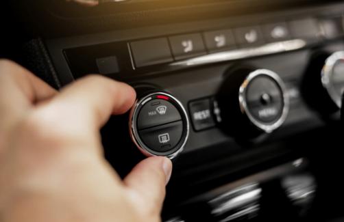 El impacto de los filtros de aire sucios en el rendimiento del aire acondicionado de tu coche