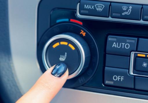 Entendiendo los controles del aire acondicionado de tu coche