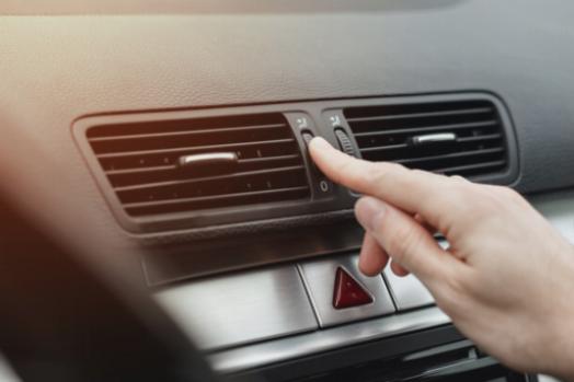 Por qué el sistema de aire acondicionado de tu coche podría estar silbando y cómo solucionarlo